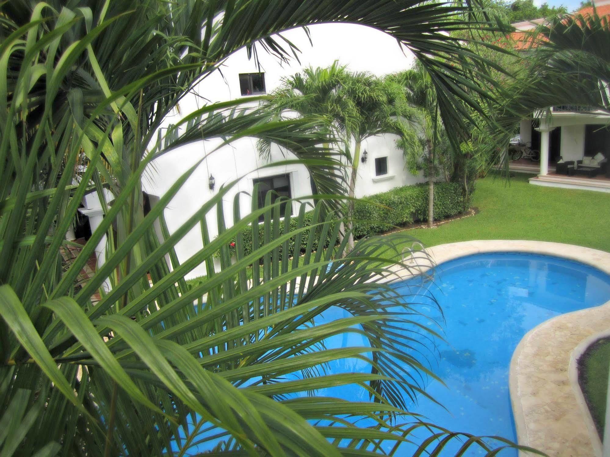 B&B Villa Hibiscus Плайя-дель-Кармен Екстер'єр фото